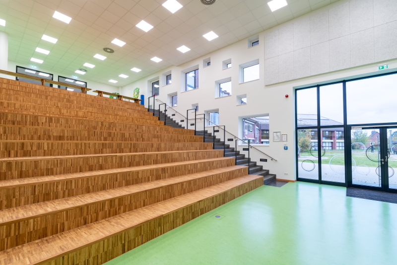 Grundschule Salzhausen Tribüne