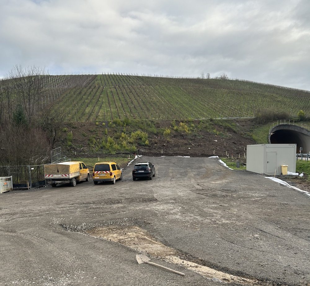Mehr über den Artikel erfahren NEUER AUFTRAG B39 SCHEMMELSBERGTUNNEL